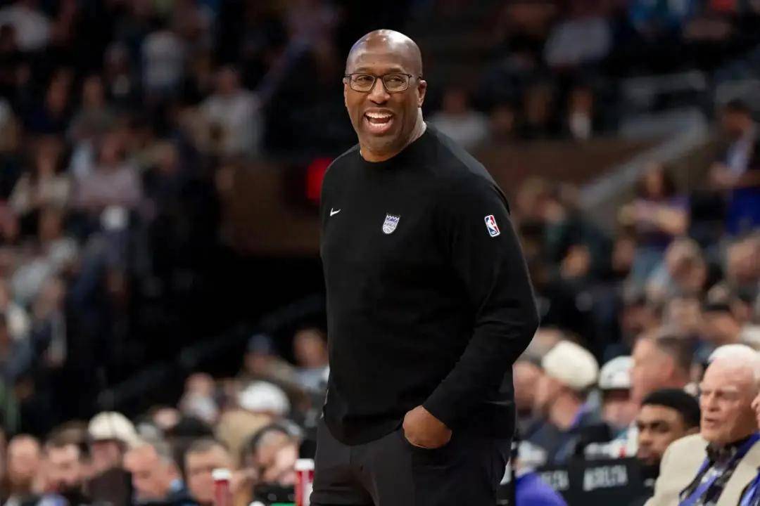 关于爱游戏体育：NBA联盟公布新赛季最佳教练候选名单：科尔在列的信息