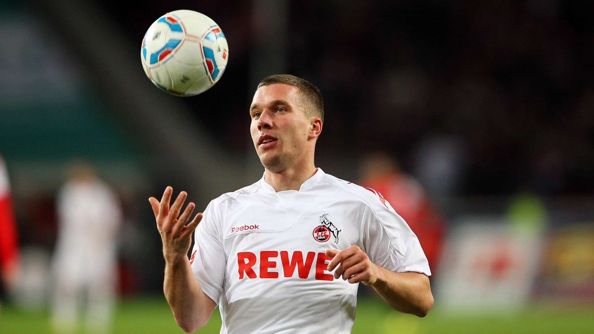 托桑·埃夫布奥姆万成为NBA新一代领军人物,埃托奥布冯