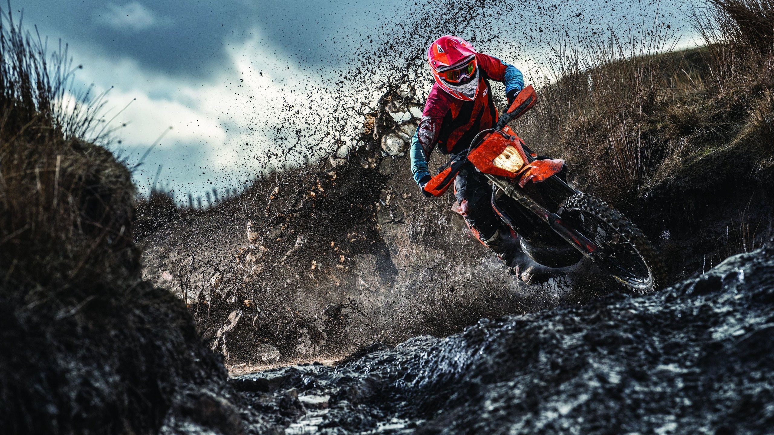 AYX GAMING-电竞选手心理健康报告发布，六成有焦虑倾向，电子竞技比赛的心理调控方案